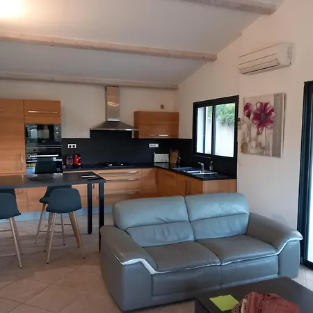 Villa Fiori 1 *